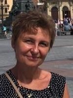 Violetta Koziara, Nauczycielka biologii i opiekunka uczniów.
