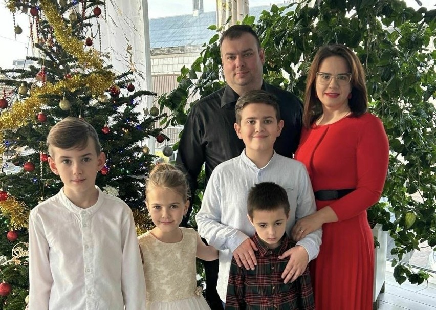 Justyna i Łukasz z Ciemnoszyj z rodziną gotowi do świąt...