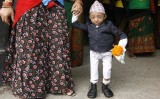 Najmniejszy człowiek świata mierzy tyle ile przeciętny noworodek