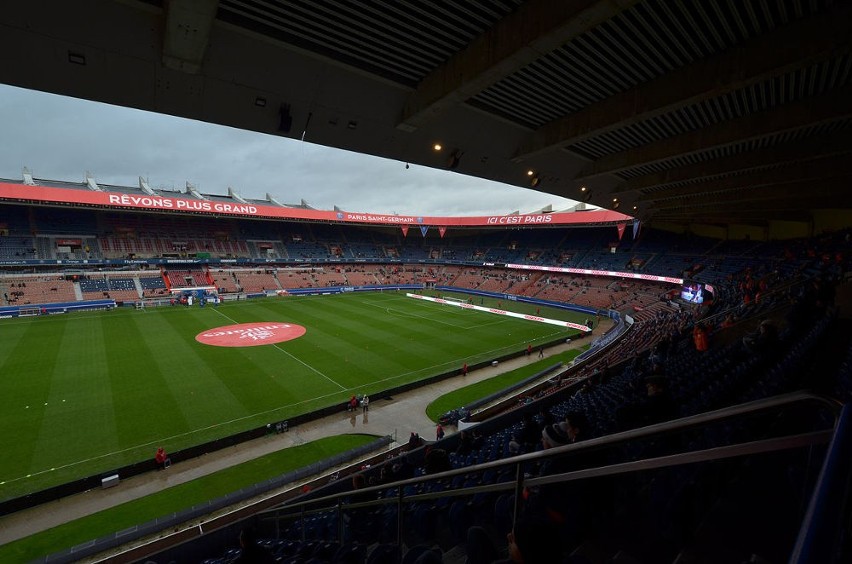 Paryż. Stadion: Parc des Princes. Pojemnosć: 47 000