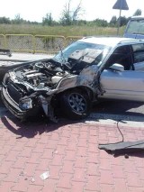 Wypadek na obwodnicy Daleszyc. Jedna osoba w szpitalu