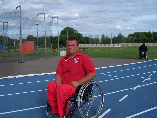Piotr Sawicki (ICSiR Start Lublin) trzykrotnie uczestniczył w igrzyskach paraolimpijskich: Ateny (2004), Pekin (2008) i Londyn (2012)