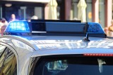 Zderzenie volkswagen z motorowerzystką w gminie Gnojno, kobieta trafiła do szpitala