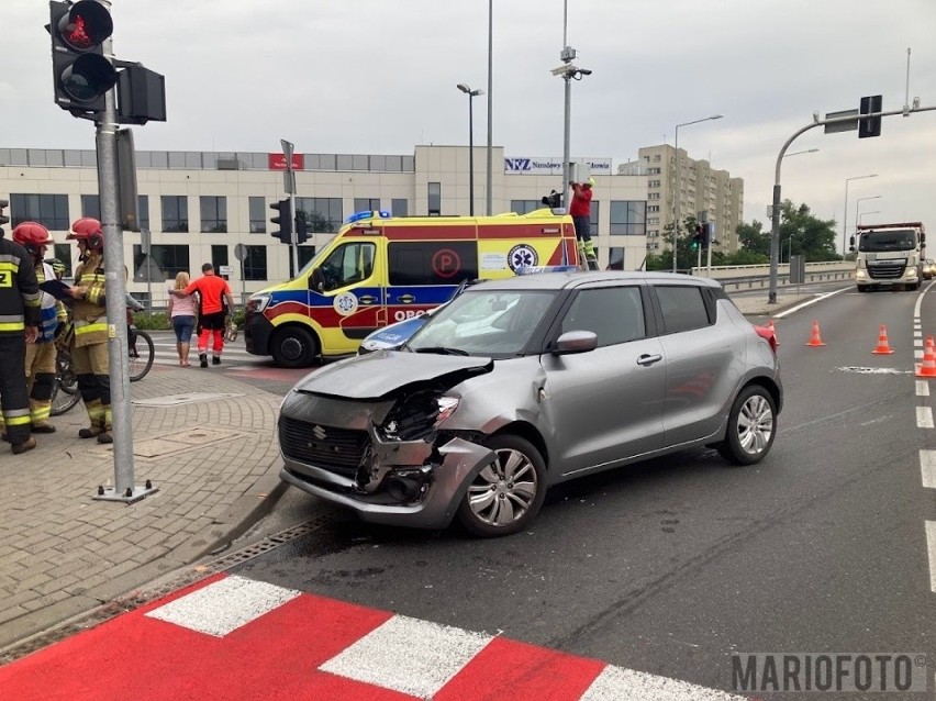 Wypadek na skrzyżowaniu Horoszkiewicza i Ozimskiej w Opolu....