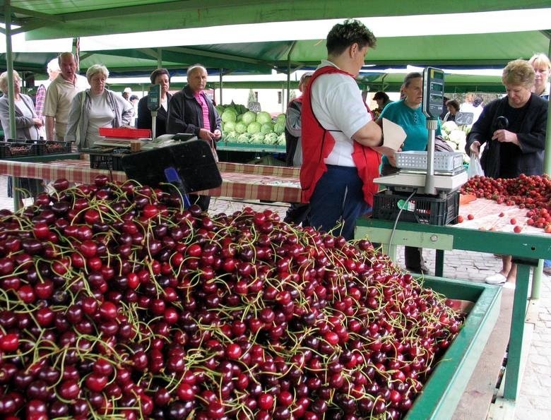 Ceny czereśni 2019 - nadal zawrotne choć kończy się sezon. Ile trzeba zapłacić w Kujawsko-Pomorskiem?