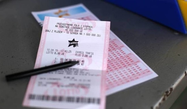 Dwóch szczęśliwców wygrało w Lotto po milionie złotych.