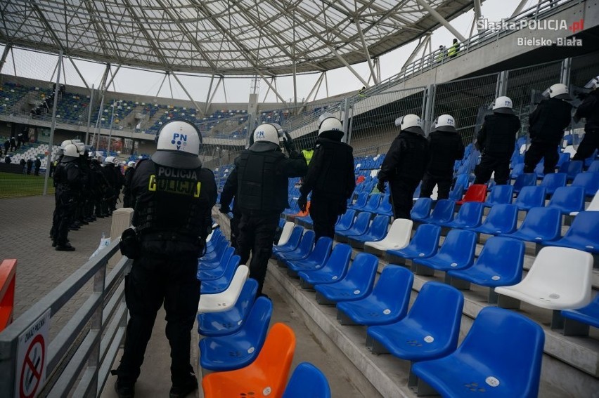 Ponad 150 policjantów w środę wzięło udział w ćwiczeniach na...