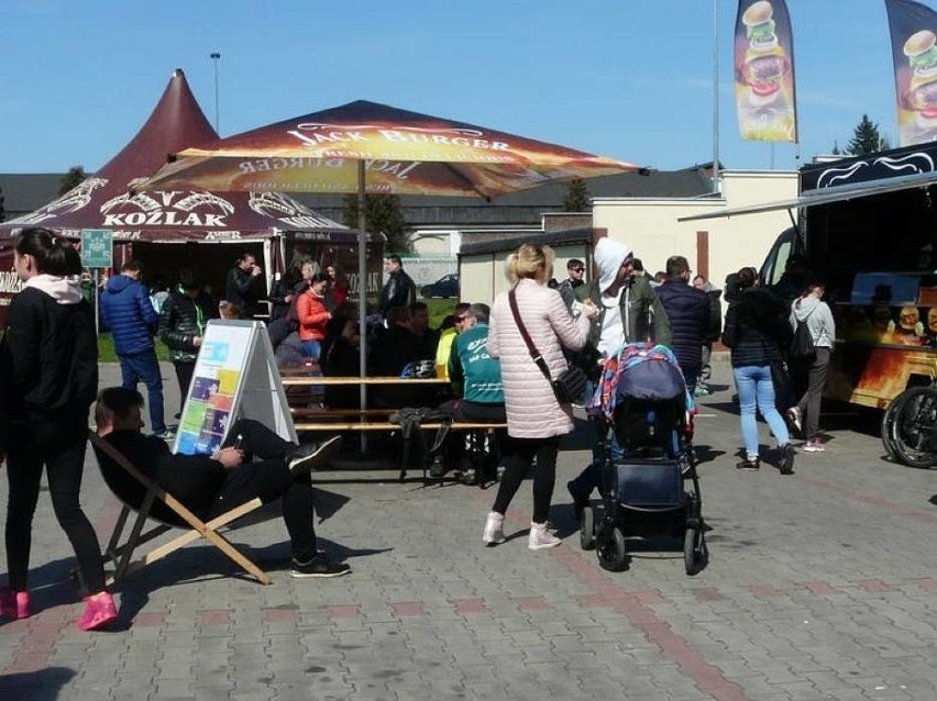 W centrum handlowym "Tkalnia" odbędzie się festiwal food trucków. Co będzie można zjeść? 30.04.2021 r.