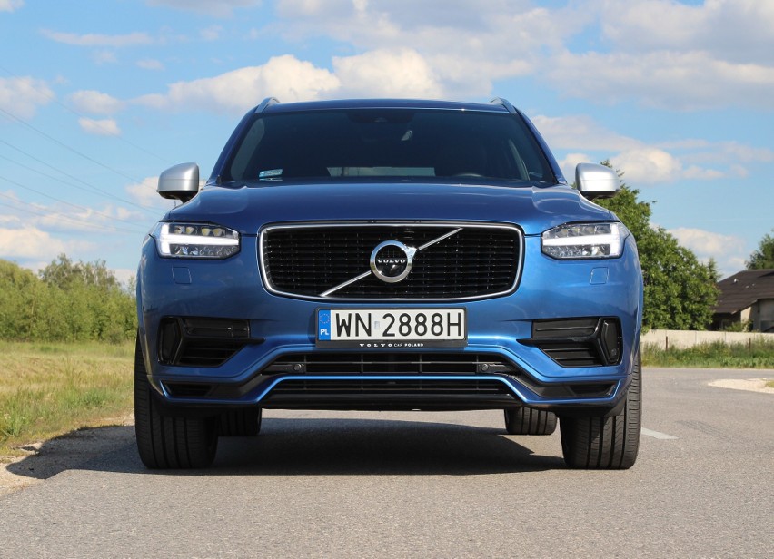 Volvo XC90 T8...