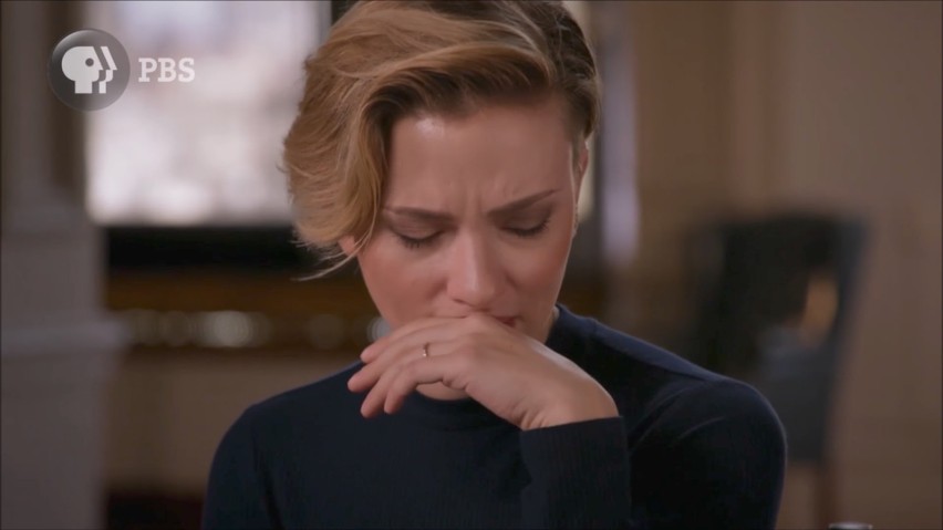 Scarlett Johansson popłakała się w programie "Finding your roots". Jej przodkowie zginęli w warszawskim getcie [WIDEO]