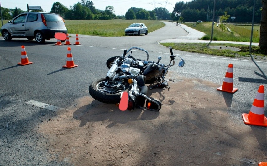 Wypadek w Siemianicach. Motocyklista w szpitalu [zdjęcia]