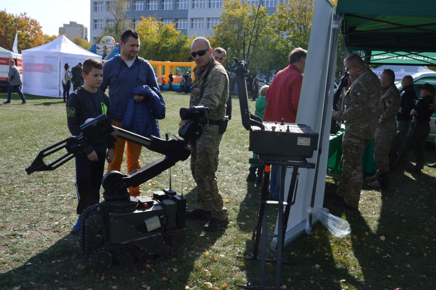 Piknik Niepodległościowy Służb Mundurowych w Opolu.