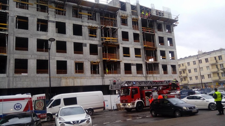 Wypadek na budowie apartamentów Rajska 8 w Gdańsku