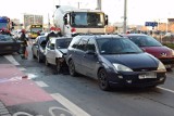 Wrocław: Wypadek na Ruskiej. Zderzyły się trzy auta. Są ranni (ZDJĘCIA)