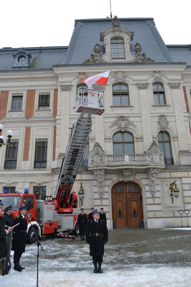 Nowe samochody strażackie otrzymały m.in. jednostki z...