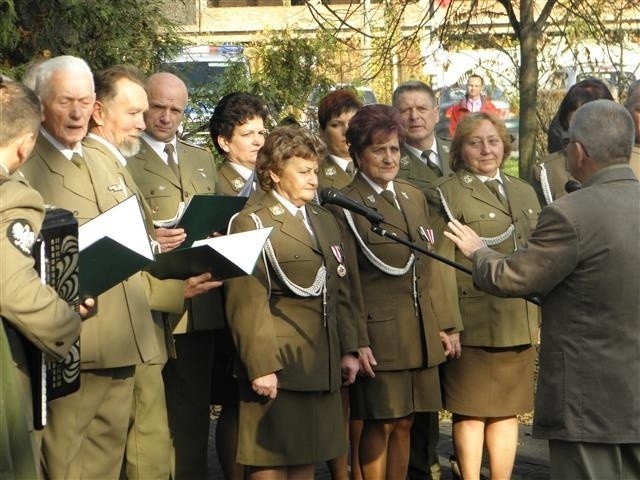 Święto Niepodległości 2014: 11 listopada w Myszkowie oddali hołd poległym [ZDJĘCIA]