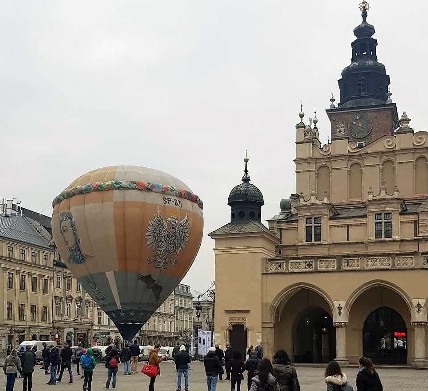 Balon Kościuszko atrakcją 42. Biegu Kościuszkowskiego w Krakowie