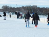 Wspaniała zabawa na lodowisku w Starachowicach. Zobaczcie zdjęcia