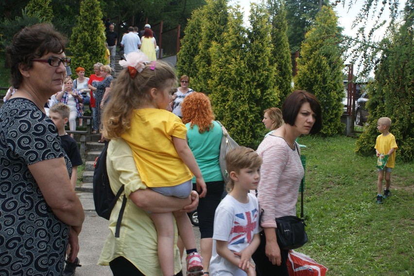 Rodzinny piknik w Szkole Podstawowej nr 23 w Tucznawie