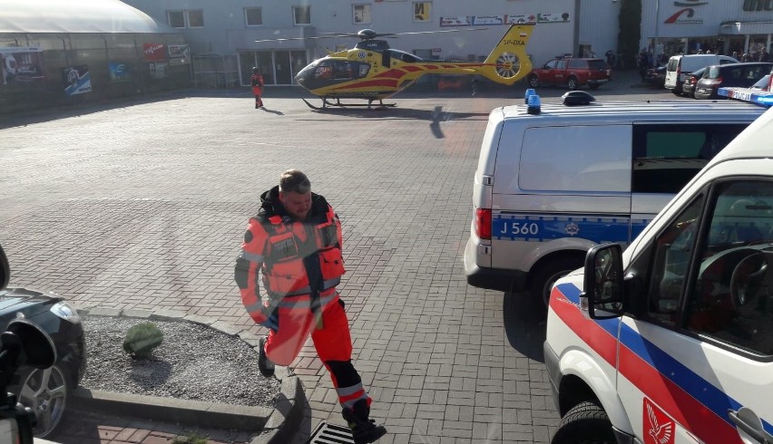 Do wypadku w markecie w Namysłowie doszło około godz. 10.