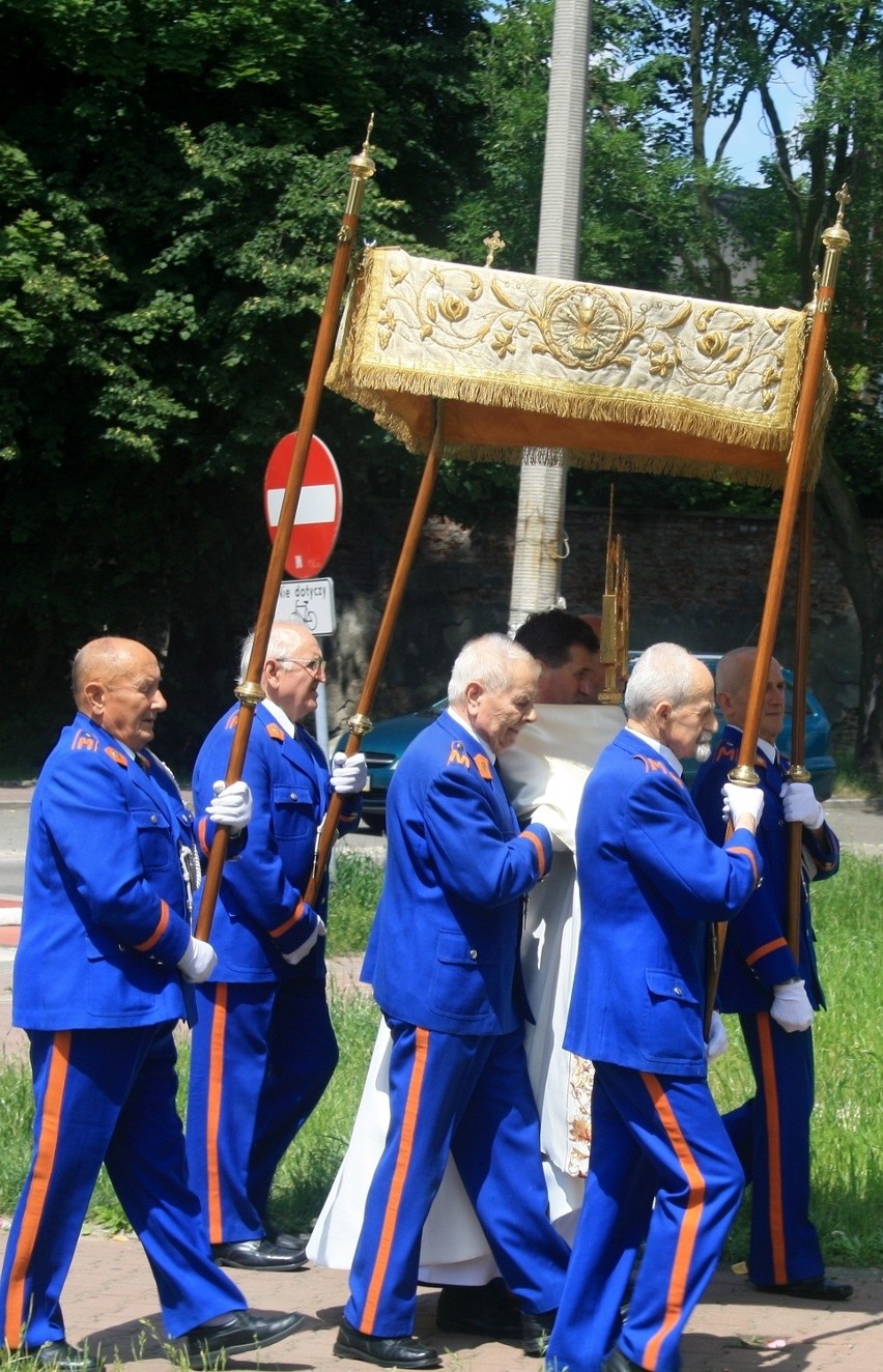 Boże Ciało 2014: procesja w Dąbrowie Górniczej