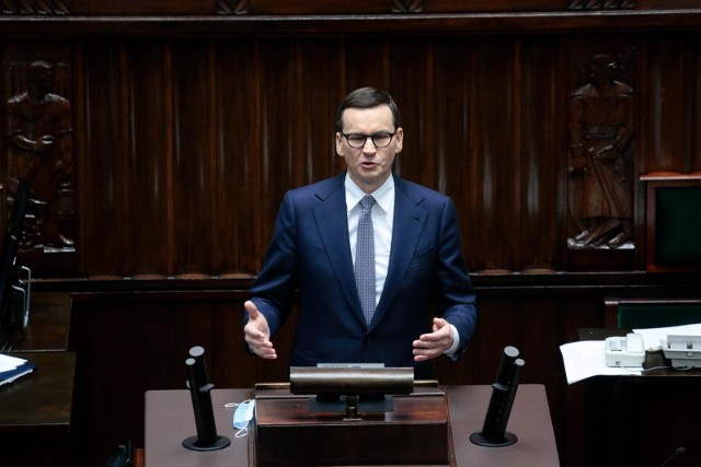 Premier Mateusz Morawiecki wprowadził stopień alarmowy ALFA-CRP dla całej Polski. Ogłoszone przez premiera stopnie alarmowe będą obowiązywały od wtorku 18 stycznia (od godz. 23:59) do niedzieli 23 stycznia 2022 r. (do godziny 23:59).