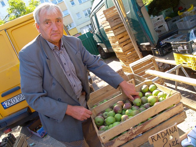 Franciszek Krupa z Konikowa sprzedawał na rynku gruszki i jabłka.