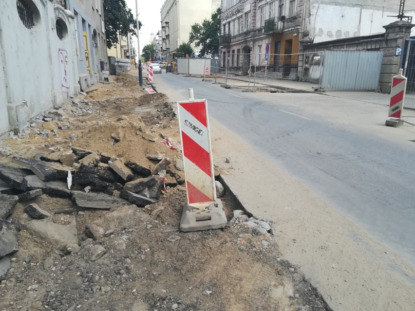 Docelowo ulica Sienkiewicza przebudowana zostanie od al....