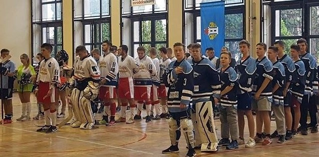 Hokejball. Puchar Prezydenta Oświęcimia pojechał do Karviny