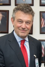 Ambasador Polski w USA odwołany. Ryszard Schnepf stracił stanowisko, bo spotkał się z prezesem TK?