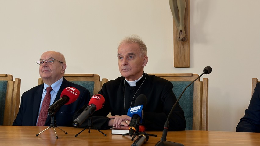 Ksiądz biskup Marian Florczyk zdradził szczegóły wydarzenia.