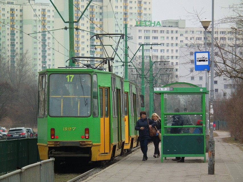 „Bana od Poznania” i „Tramwajem na Rataje” to utwory, w...