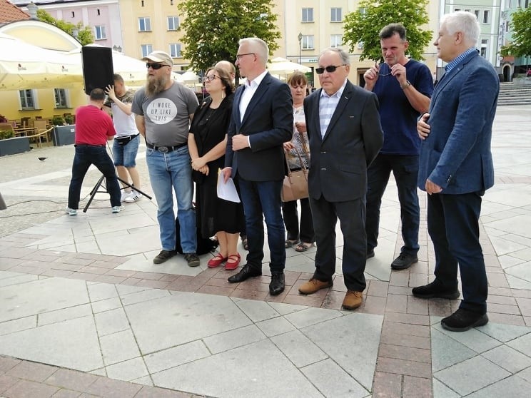 W Kruszynianach nie powinno być kurzych ferm, a park krajobrazowy. Każdy może podpisać petycję w tej sprawie [zdjęcia]