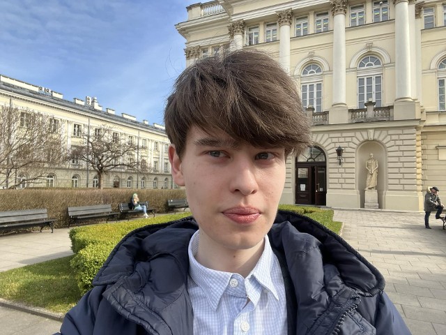 Oskar Szafarowicz, młody działacz PiS, poinformował o swoich najnowszych problemach na Uniwersytecie Warszawskim.