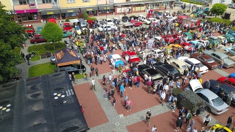 Ubiegłoroczny Zlot Pojazdów Zabytkowych i Klasycznych w...