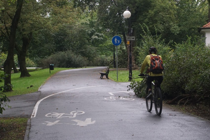 Park Sołacki nie dla rowerzystów?