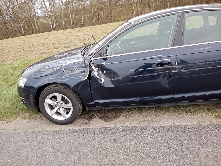 Silny wiatr zepchnął samochód ciężarowy z jezdni