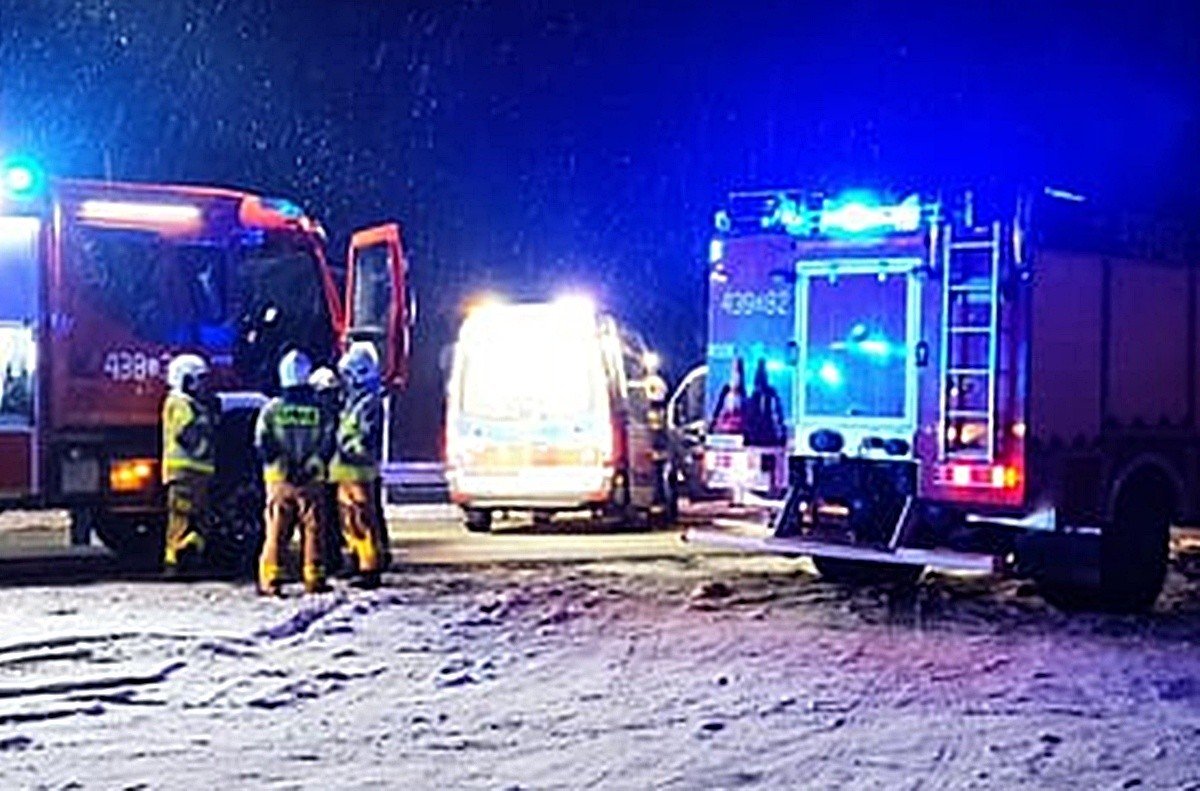 Potworny wypadek na DK 81 w Bąkowie. Wiślanka do Katowic