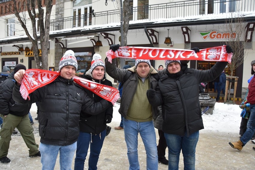 Zakopane: Pucharowe szaleństwo zaczyna się wieczorem, ale pierwsi kibice skoków są już w mieście [ZDJĘCIA]