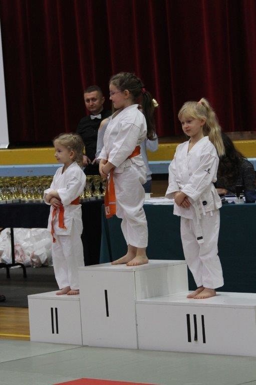 Mikołajkowy turniej karate nowego kieleckiego klubu 