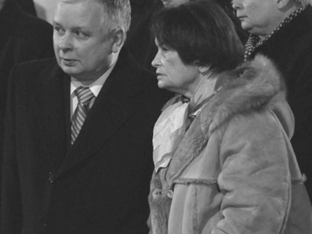 Jadwiga Kaczyńska nie żyje. Na zdjęciu z synem Lechem Kaczyńskim.