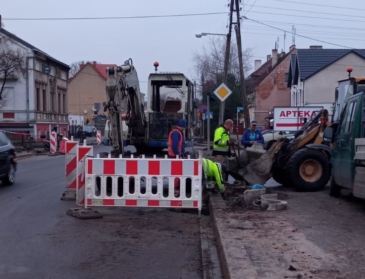 Prace remontowe na ulicy Śląskiej w Gubinie trwają.