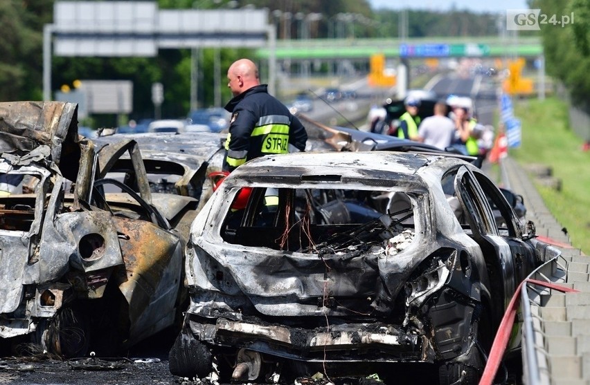 Wypadek pod Szczecinem na A6: Kierowca tira będzie walczył o zwolnienie z aresztu. Ruszają sekcje zwłok ofiar karambolu