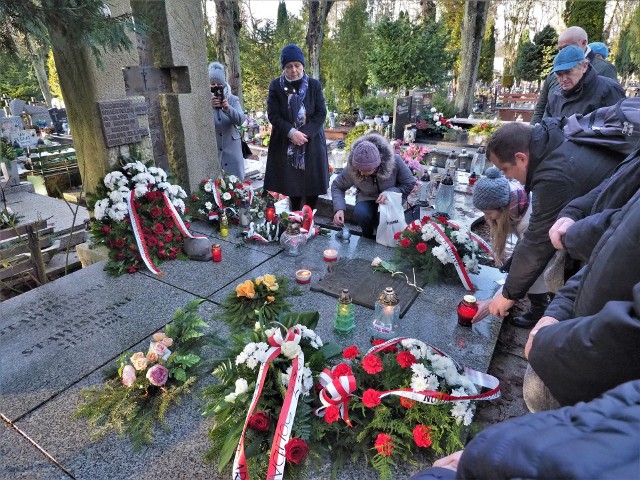Janek Stawisiński, jeden z dziewięciu zastrzelonych górników, spoczął na koszalińskim cmentarzu komunalnym