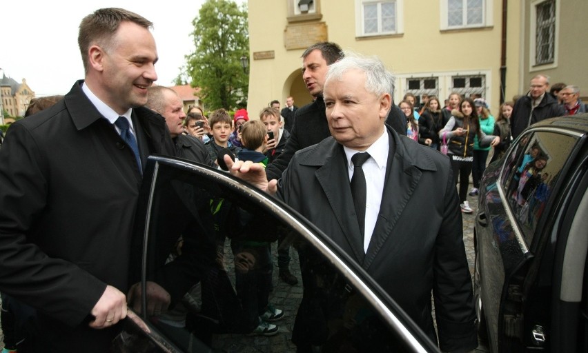 Kaczyński we Wrocławiu: Zagrożenie powodzią, to wina Tuska i Zdrojewskiego