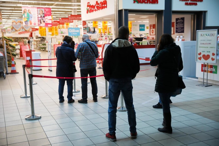 Sieć Auchan wprowadziła nową usługę, dostępną w...