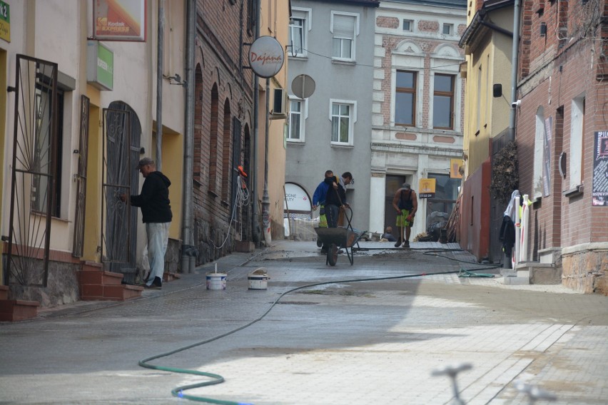 Gdy zakończy się rewitalizacja Sępólna, kamienice na rynku i...