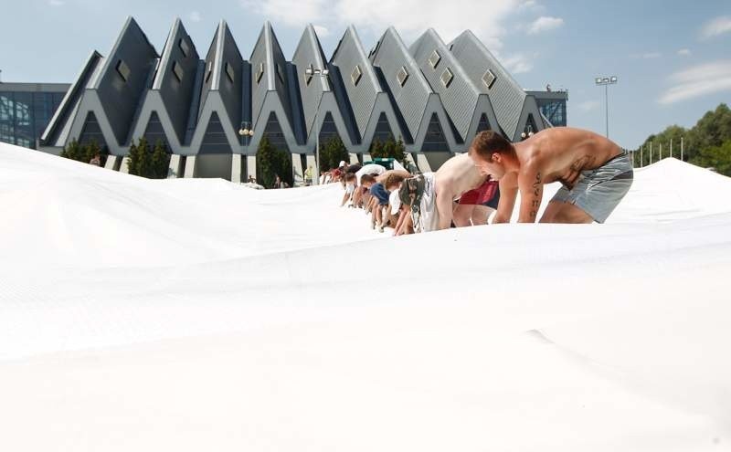 Trwa demontaż dachu nad skateparkiem w Rzeszowie [FOTO]