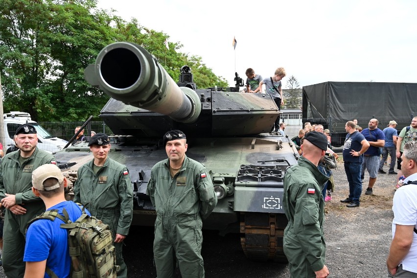 W Łasku odbył się piknik wojskowy okazji 102. rocznicy...