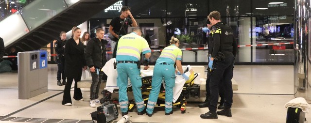 W strzelaninie, do jakiej doszło w stolicy Holandii, ranne zostały dwie osoby.